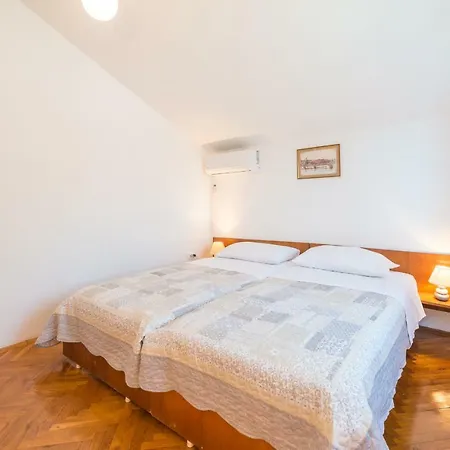 Apartment Bace