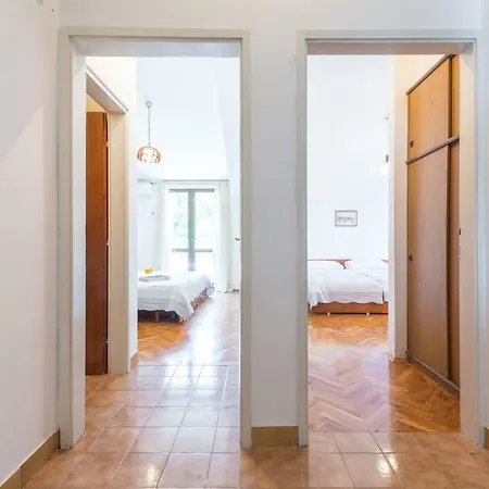 Apartment Bace *